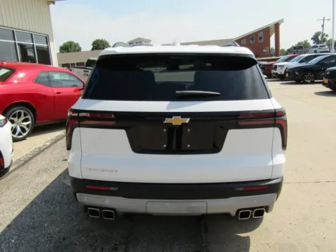 More photos of 2026 Chevrolet Traverse LT at Pettijohn Auto Center, MO