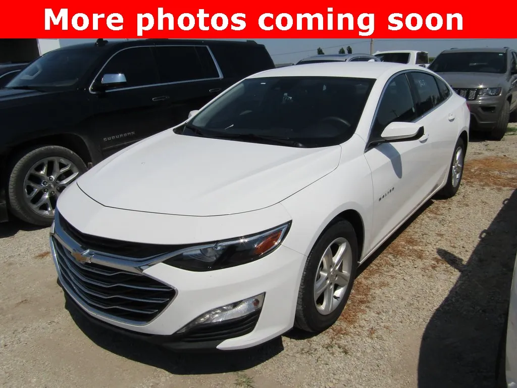 Used 2023 Chevrolet Malibu 1LT with VIN 1G1ZD5ST2PF226007 for sale in Kansas City