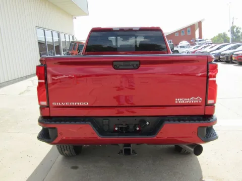 More photos of 2026 Chevrolet Silverado 2500HD High Country at Pettijohn Auto Center, MO