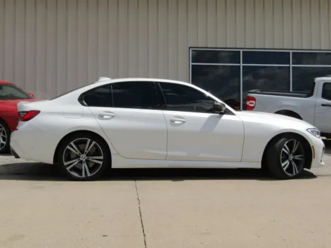 Photos of 2020 BMW 3 Series M340i xDrive for sale in Bethany, MO at Pettijohn Auto Center