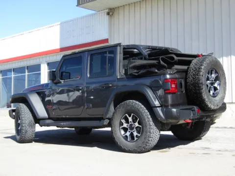 More photos of 2021 Jeep Wrangler Unlimited Rubicon at Pettijohn Auto Center, MO
