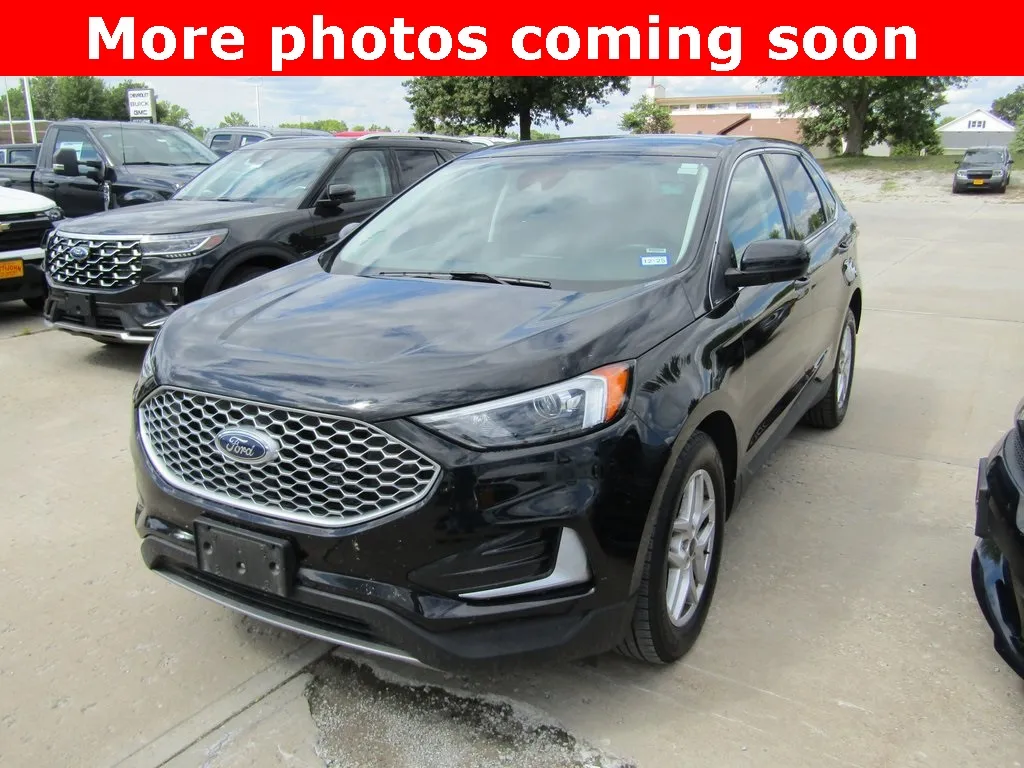 Used 2024 Ford Edge SEL with VIN 2FMPK4J9XRBA76510 for sale in Kansas City
