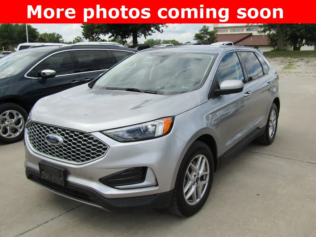 Used 2024 Ford Edge SEL with VIN 2FMPK4J99RBA68110 for sale in Kansas City