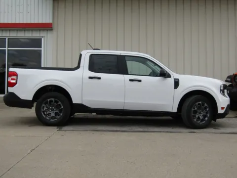 Photos of 2025 Ford Maverick XLT for sale in Bethany, MO at Pettijohn Auto Center