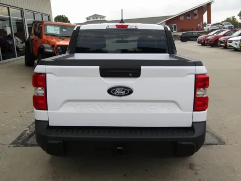 More photos of 2025 Ford Maverick XLT at Pettijohn Auto Center, MO