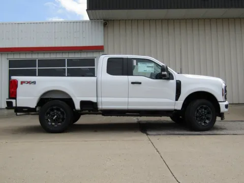 Photos of 2026 Ford F-350SD XL for sale in Bethany, MO at Pettijohn Auto Center