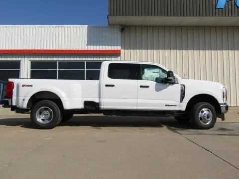 Photos of 2026 Ford F-350SD XLT for sale in Bethany, MO at Pettijohn Auto Center