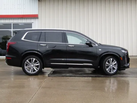 Photos of 2025 Cadillac XT6 Premium Luxury for sale in Bethany, MO at Pettijohn Auto Center