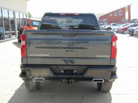 More photos of 2026 Chevrolet Silverado 1500 Custom Trail Boss at Pettijohn Auto Center, MO