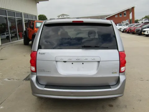 More photos of 2017 Dodge Grand Caravan GT at Pettijohn Auto Center, MO