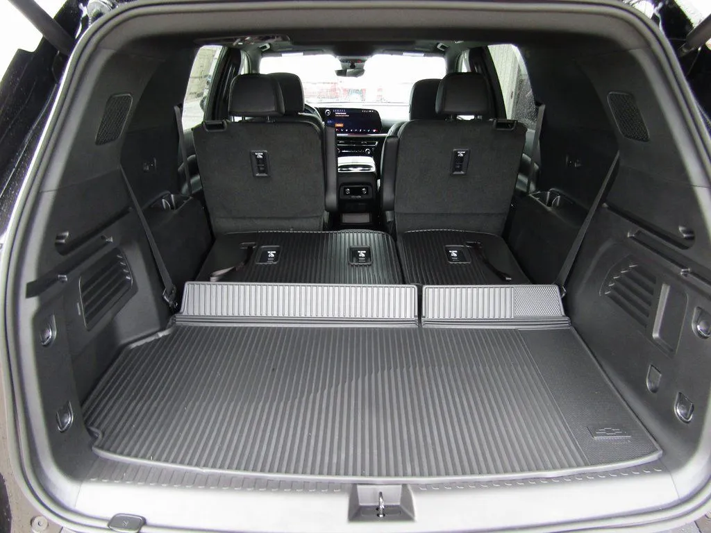 2026 Chevrolet Traverse Z71 - Photo 38