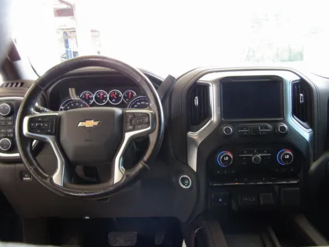 More photos of 2019 Chevrolet Silverado 1500 LTZ at Pettijohn Auto Center, MO
