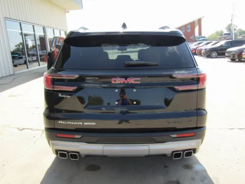 More photos of 2025 GMC Acadia Elevation at Pettijohn Auto Center, MO