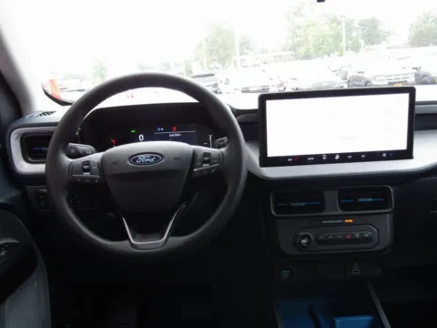 More photos of 2025 Ford Maverick XLT at Pettijohn Auto Center, MO