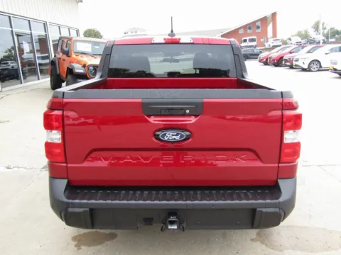 More photos of 2025 Ford Maverick XLT at Pettijohn Auto Center, MO