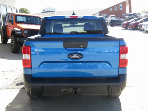 More photos of 2025 Ford Maverick XLT at Pettijohn Auto Center, MO