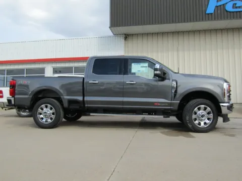 Photos of 2026 Ford F-350SD Lariat for sale in Bethany, MO at Pettijohn Auto Center