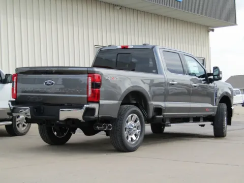 Another view of 2026 Ford F-350SD Lariat for sale in Bethany, MO at Pettijohn Auto Center
