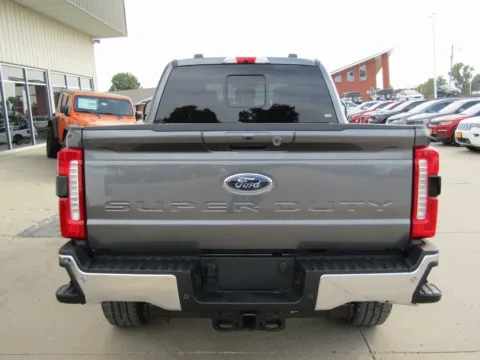 More photos of 2026 Ford F-350SD Lariat at Pettijohn Auto Center, MO