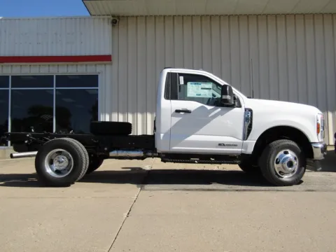 Photos of 2026 Ford F-350SD XL for sale in Bethany, MO at Pettijohn Auto Center