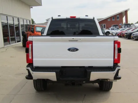 More photos of 2026 Ford F-350SD Lariat at Pettijohn Auto Center, MO