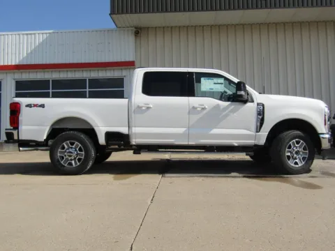 Photos of 2026 Ford F-350SD Lariat for sale in Bethany, MO at Pettijohn Auto Center