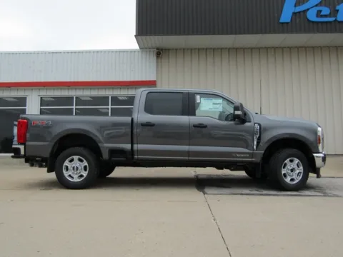 Photos of 2026 Ford F-250SD XLT for sale in Bethany, MO at Pettijohn Auto Center