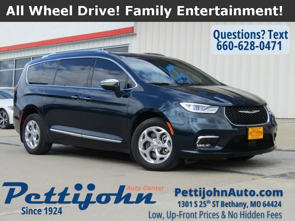 Used 2021 Chrysler Pacifica Limited with VIN 2C4RC3GG1MR575612 for sale in Kansas City