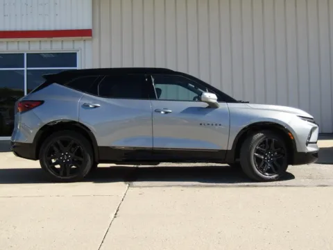 Photos of 2025 Chevrolet Blazer RS for sale in Bethany, MO at Pettijohn Auto Center