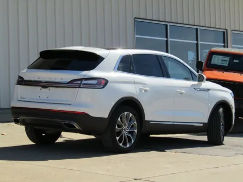 Another view of 2022 Lincoln Nautilus Reserve for sale in Bethany, MO at Pettijohn Auto Center