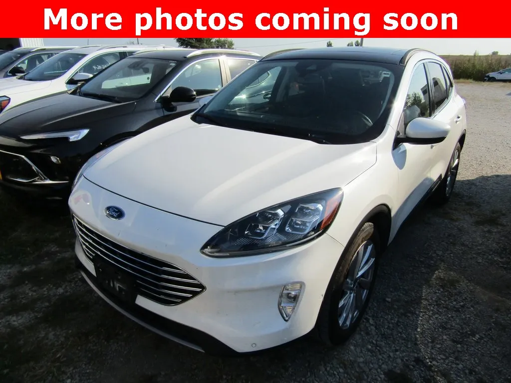 Used 2021 Ford Escape Titanium with VIN 1FMCU9J98MUA62467 for sale in Kansas City