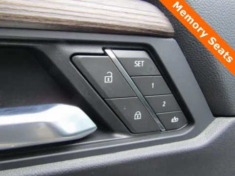 More photos of 2026 GMC Acadia Denali at Pettijohn Auto Center, MO