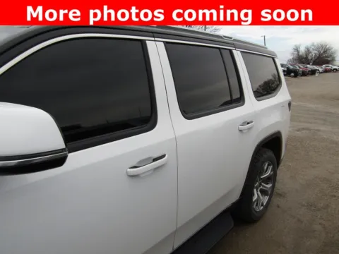 Photos of 2022 Jeep Wagoneer Series II for sale in Bethany, MO at Pettijohn Auto Center