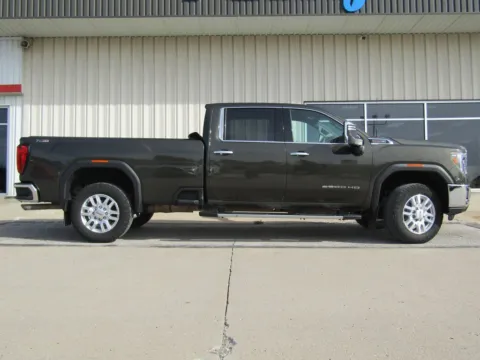 Photos of 2023 GMC Sierra 2500HD SLT for sale in Bethany, MO at Pettijohn Auto Center