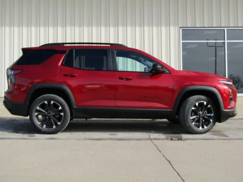 Photos of 2026 Chevrolet Equinox RS for sale in Bethany, MO at Pettijohn Auto Center