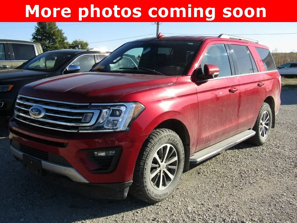 Used 2018 Ford Expedition XLT with VIN 1FMJU1JT6JEA38761 for sale in Kansas City