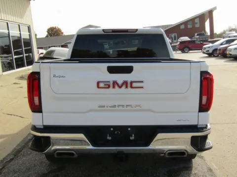 More photos of 2023 GMC Sierra 1500 SLT at Pettijohn Auto Center, MO