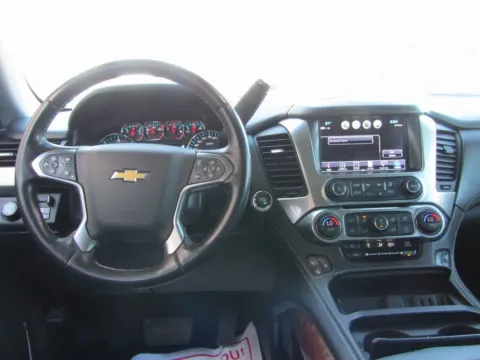 More photos of 2019 Chevrolet Tahoe Premier at Pettijohn Auto Center, MO