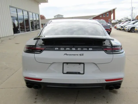 More photos of 2018 Porsche Panamera 4S at Pettijohn Auto Center, MO