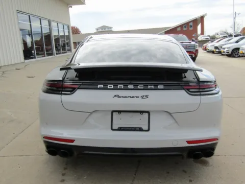 More photos of 2018 Porsche Panamera 4S at Pettijohn Auto Center, MO
