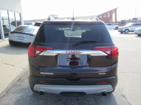 More photos of 2017 GMC Acadia SLE-2 at Pettijohn Auto Center, MO