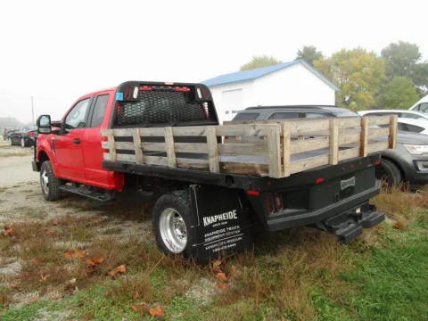 Another view of 2022 Ford F-350SD XLT for sale in Bethany, MO at Pettijohn Auto Center