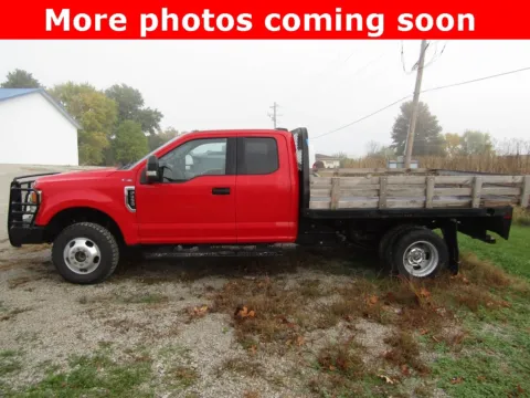 Photos of 2022 Ford F-350SD XLT for sale in Bethany, MO at Pettijohn Auto Center