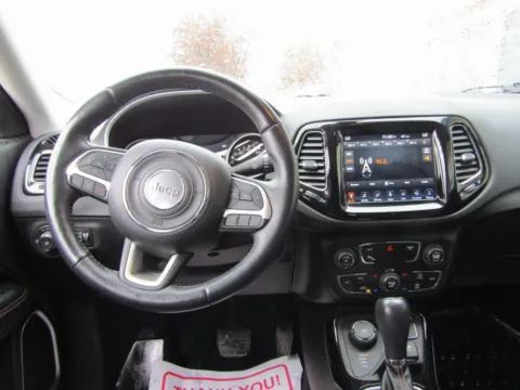 More photos of 2017 Jeep New Compass Limited at Pettijohn Auto Center, MO