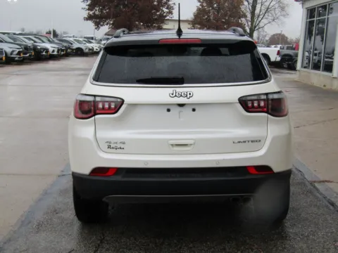 More photos of 2017 Jeep New Compass Limited at Pettijohn Auto Center, MO