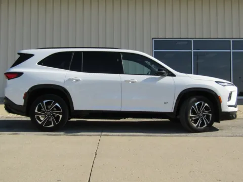 Photos of 2025 Buick Enclave Sport Touring for sale in Bethany, MO at Pettijohn Auto Center