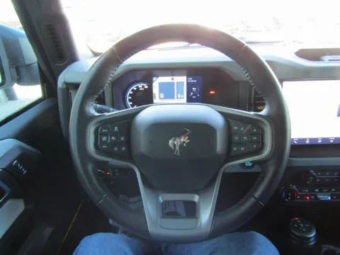 More photos of 2022 Ford Bronco Badlands at Pettijohn Auto Center, MO