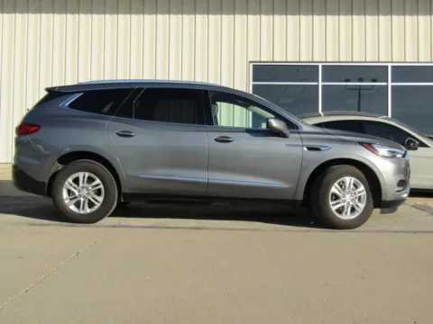 Photos of 2021 Buick Enclave Essence for sale in Bethany, MO at Pettijohn Auto Center