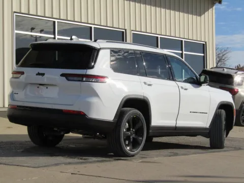 Another view of 2025 Jeep Grand Cherokee L Altitude X for sale in Bethany, MO at Pettijohn Auto Center