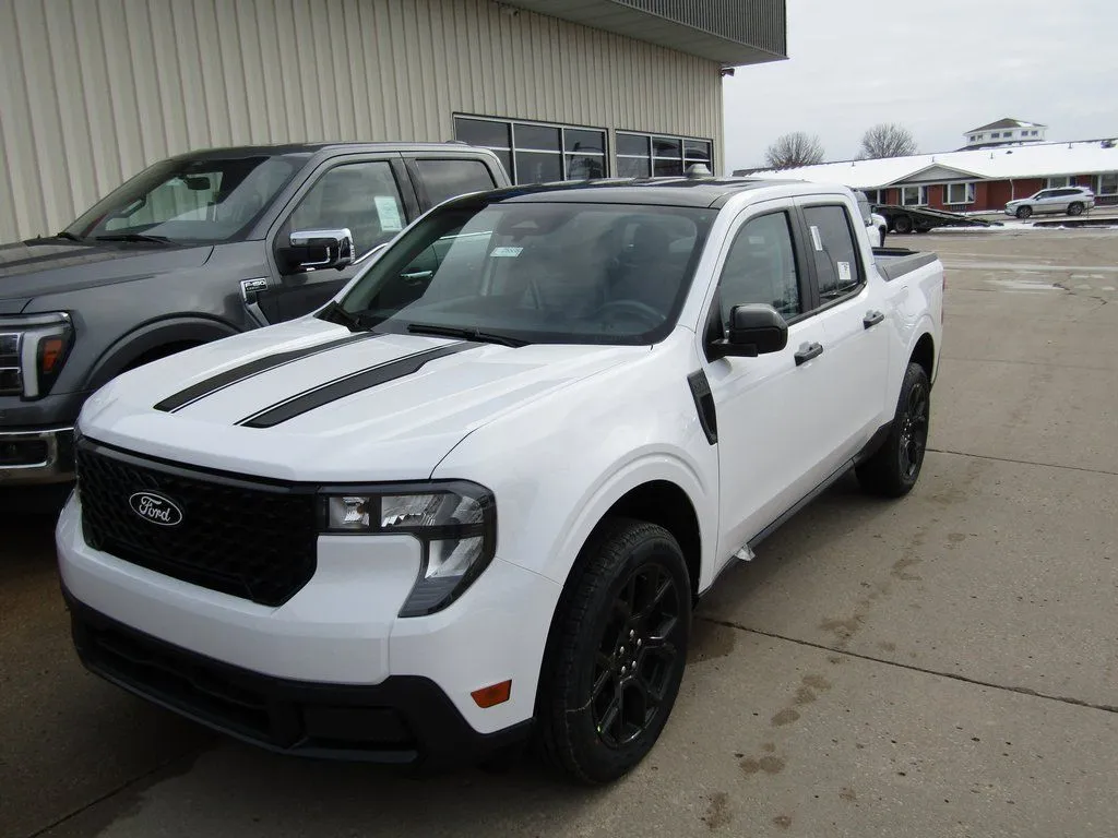 White 2025 Ford Maverick XLT for sale in Bethany, MO
